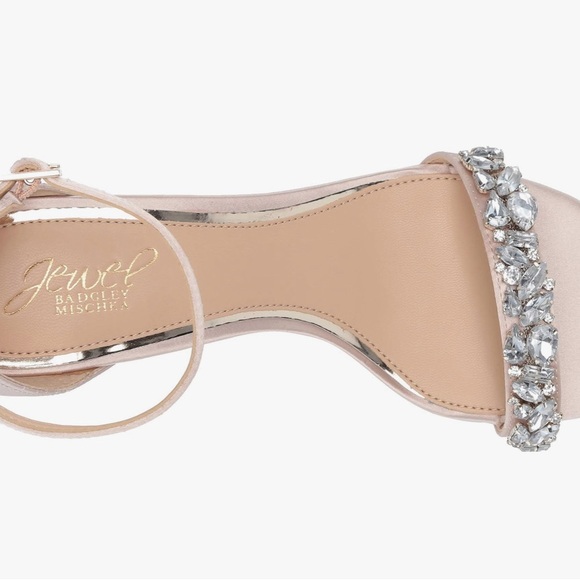 NWOB Badgley Mischka jeweled Dash Kitten heel in champagne - Picture 9 of 9